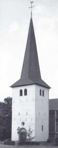 Turm der Pfarrkirche St. Johannes Baptist in Kendenich